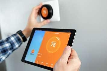 Smart Thermostat.  Getty images.  Credit: 	Saklakova