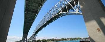 Blue Water Bridge May 2017 (BlackburnNews.com photo by Dave Dentinger)