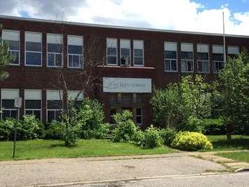 The former St. Peter School on Oxford St. in Sarnia. May 30, 2017 (Photo by Melanie Irwin)