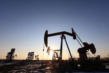 Oil Well (photo courtesy: zhengzaishuru via Getty Images)
