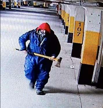 A sledgehammer wielding suspect accused of stealing a mountain bike from a parking garage - Jan 16/21 (Photo courtesy of Sarnia Police Service)