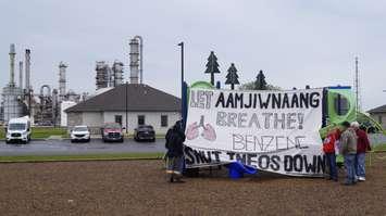 'Let Aamjiwnaang Breathe' sign - May 3/24 (Blackburn Media Photo by Melanie Irwin)