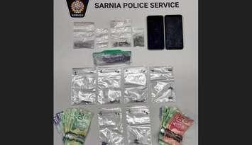 Fentanyl and cash seized in kidnapping arrest February, 5, 2025. Photo courtesy of the Sarnia Police Service. 