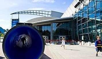 Ontario Science Centre (Image courtesy of Wikimedia Commons)