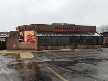 Swiss Chalet Chatham. (Photo by Matt Weverink. February 2, 2022)