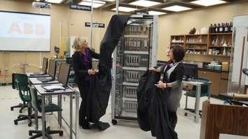 Lambton College President Judith Morris and ABB President Nathalie Pilon reveal advanced process control donation. January 21, 2016 (BlackburnNews.com Photo by Briana Carnegie)