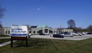 Lambton Public Health on Exmouth Street in Sarnia. 27 April 2020. (BlackburnNews.com photo by Colin Gowdy)