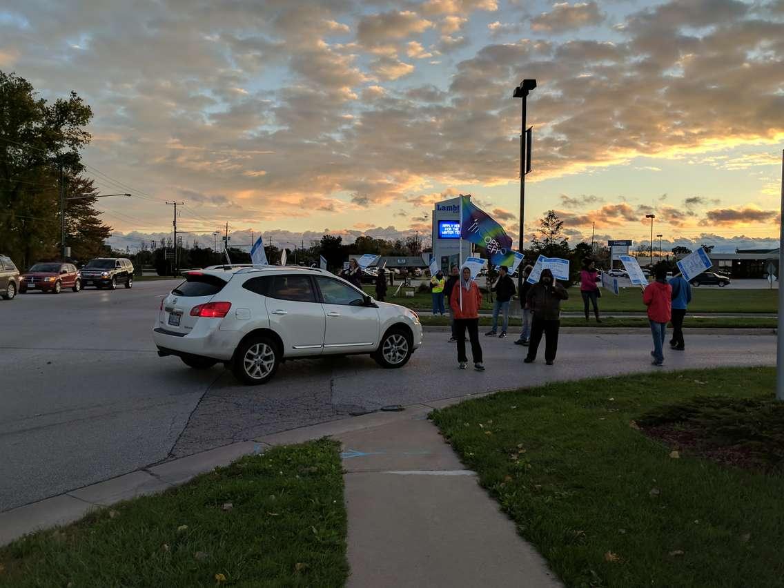 Picket Lines at Lambton College  Oct 16, 2017. BlackburnNews.com photo by Jake Jeffery.