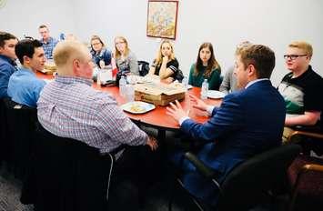 Conservative Part y of Canada Leader Andrew Scheer meets with MP Marilyn Gladu's youth council Feb. 21, 2018 (Photo courtesy of Andrew Scheer via Twitter)