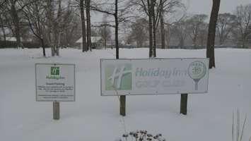The sign that welcomes guests to the Holiday Inn Point Edward's par 3 course. March 8, 2018. (Photo by Colin Gowdy, Blackburn News)