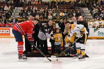 Sting 50-Goal-Club member Jon Sim with the ceremonial puck drop  Nov. 14, 2014 (Photo courtesy of Metcalfe Photography)