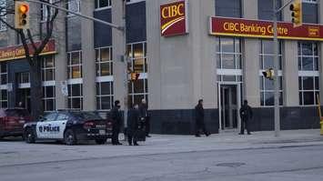 Police respond to a bank robbery at the CIBC branch on Front Rd. in Sarnia, February 1, 2017. (Photo by Melanie Irwin)