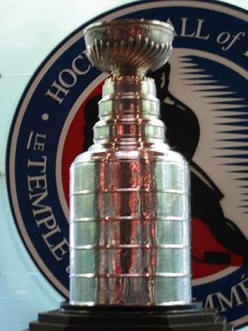 The Stanley Cup on display at the Hockey Hall of Fame in Toronto (Photo by Aude via Wikipedia)