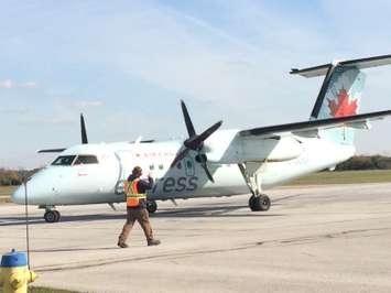 A Dash 8 at Chris Hadfield Airport Oct. 2018  (BlackburnNews.com photo by Dave Dentinger)